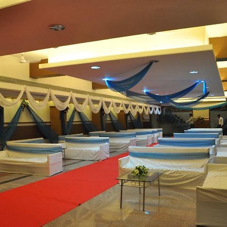Hotel Sheela Shree Plaza Jhānsi Esterno foto