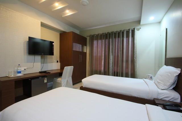 Hotel Sheela Shree Plaza Jhānsi Esterno foto