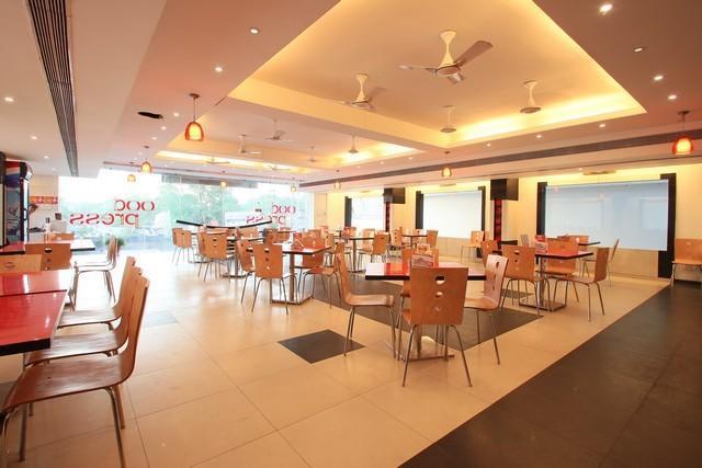Hotel Sheela Shree Plaza Jhānsi Esterno foto
