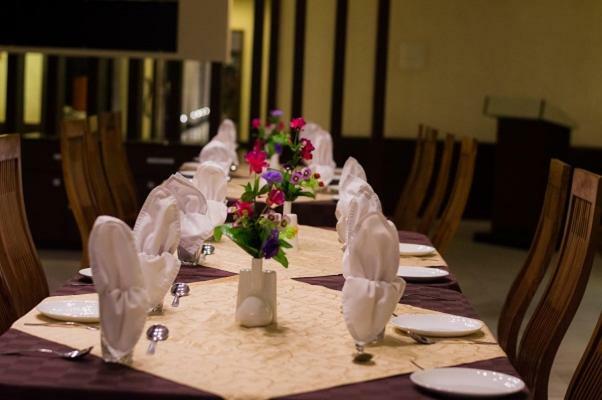 Hotel Sheela Shree Plaza Jhānsi Esterno foto